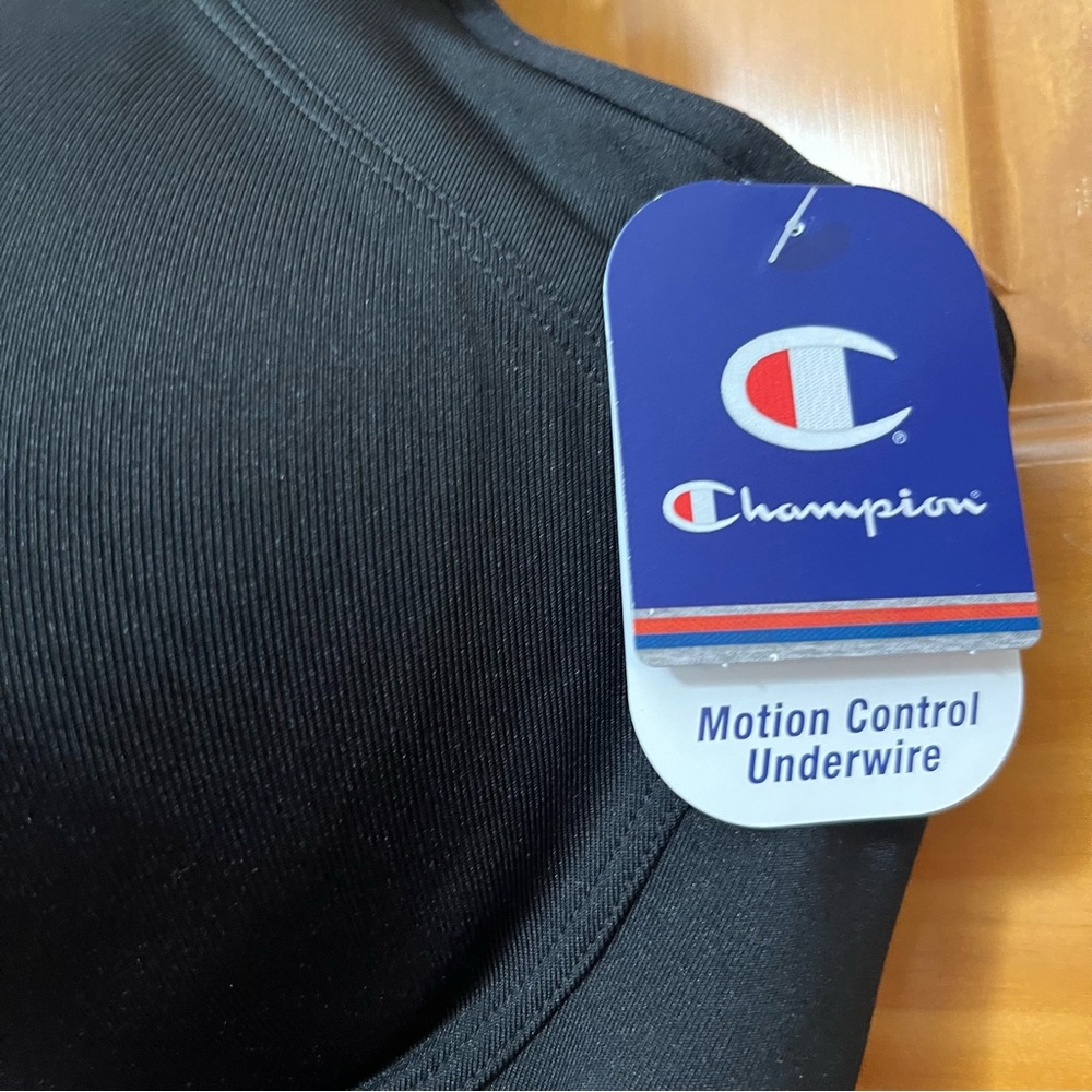 Champion Black Sports Bra Seamless Moisture-Wicking - Picture 2 of 8